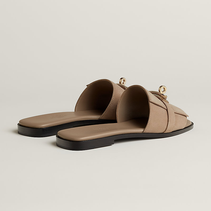 【HERMES】ケリーバックルで上品に ☆ Giulia サンダル Etoupe Giulia sandal | Hermès Mainland China